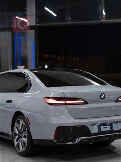 بي ام دبليو الفئة 7